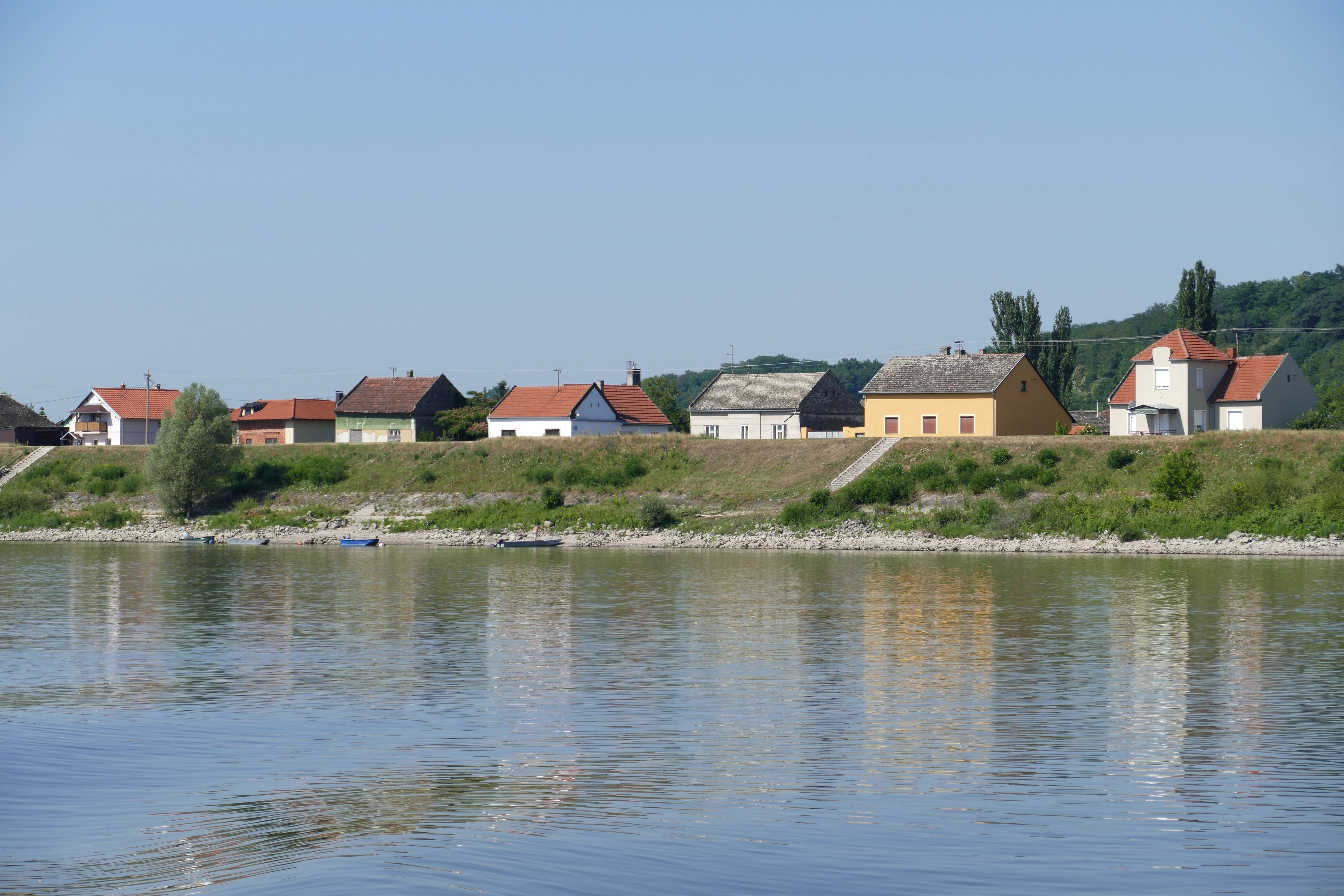 Sorban vonják vissza az önazonossági rendeleteket, több helyen nem tudták igazságosan alkalmazni őket