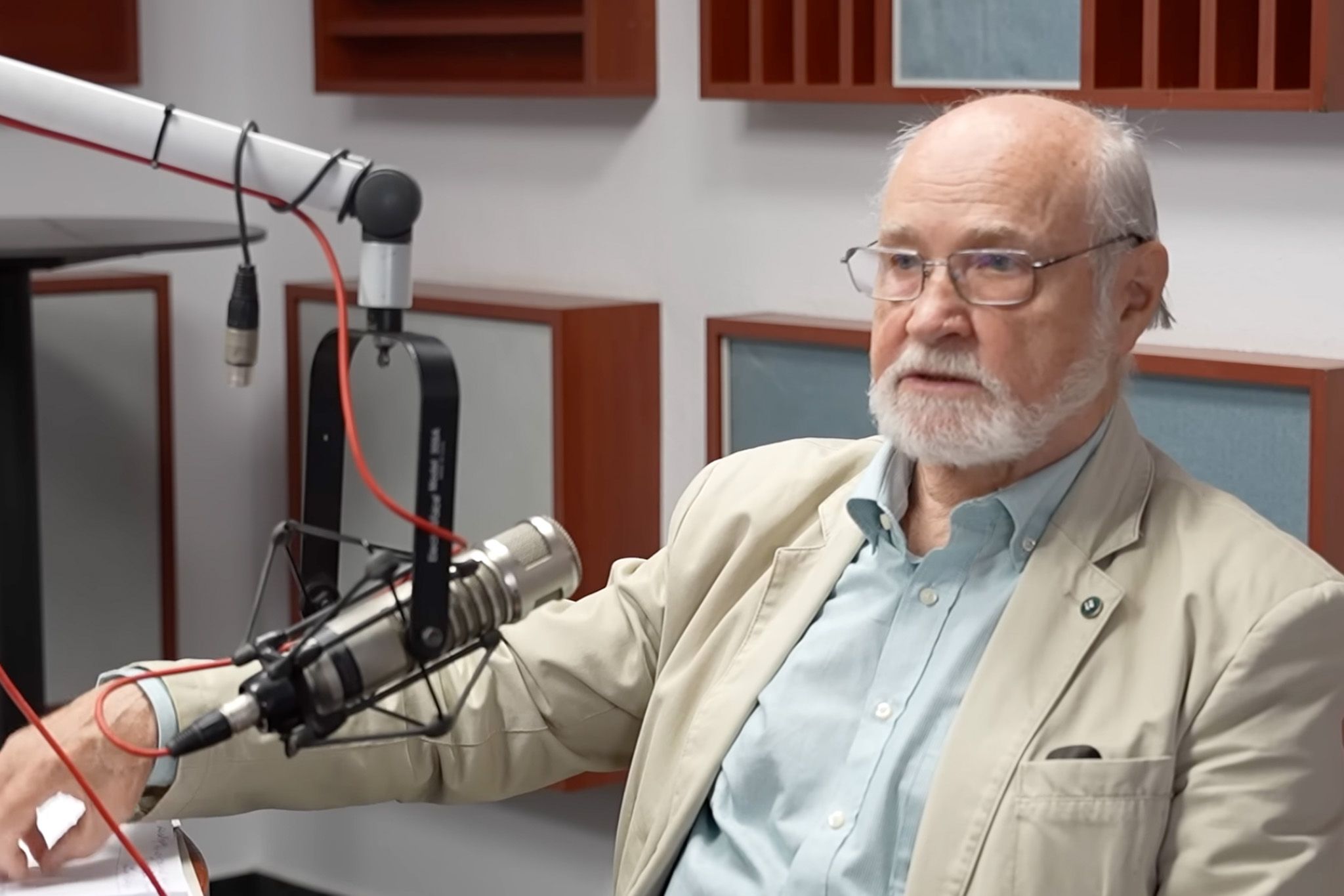 Vörös Imre: Sulyok Tamás megsértette az Alaptörvényt, akár el is mozdíthatják
