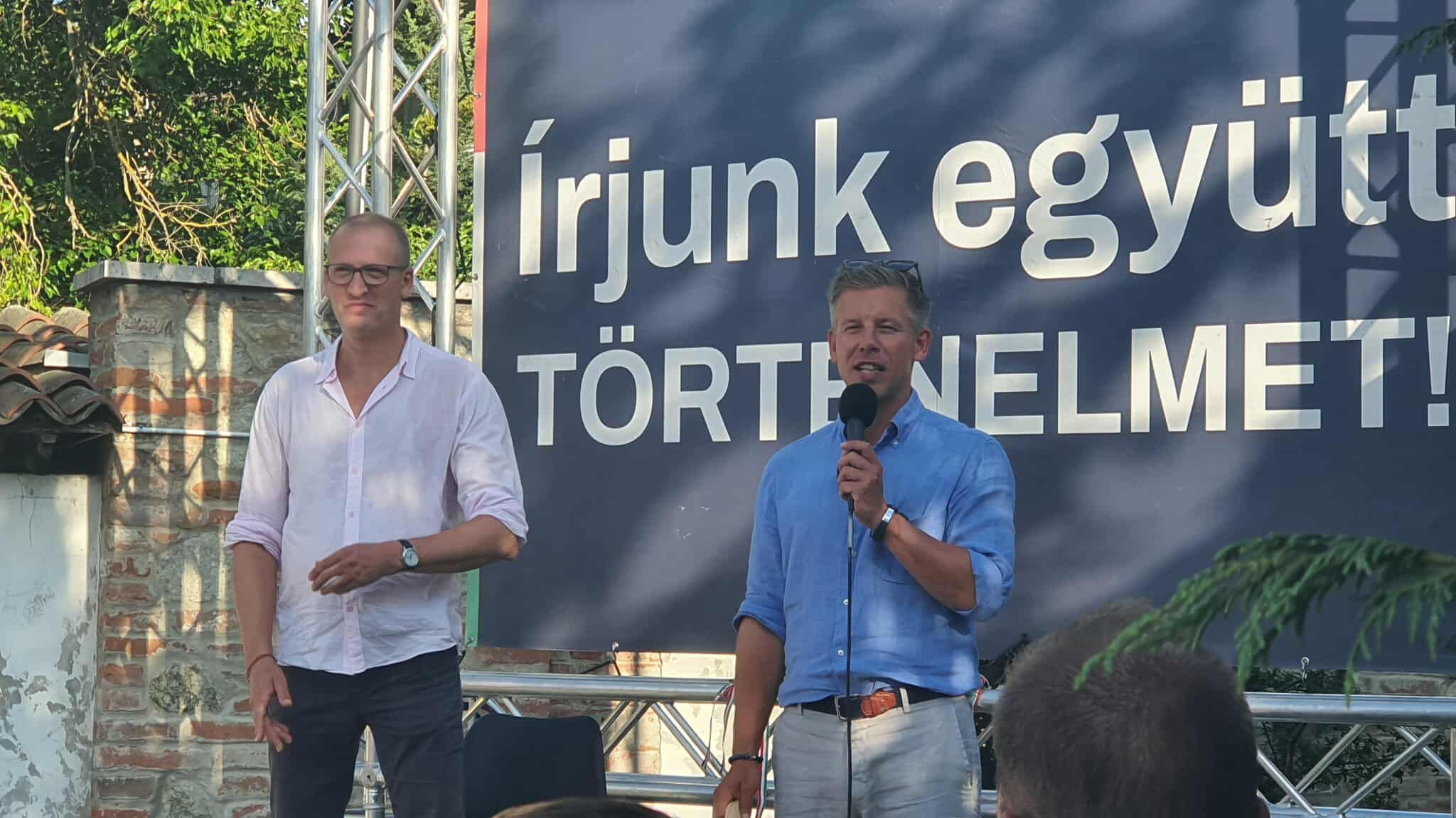 Magyar Péter Verőcén: El a kezekkel a nemzeti vagyon még... Kép