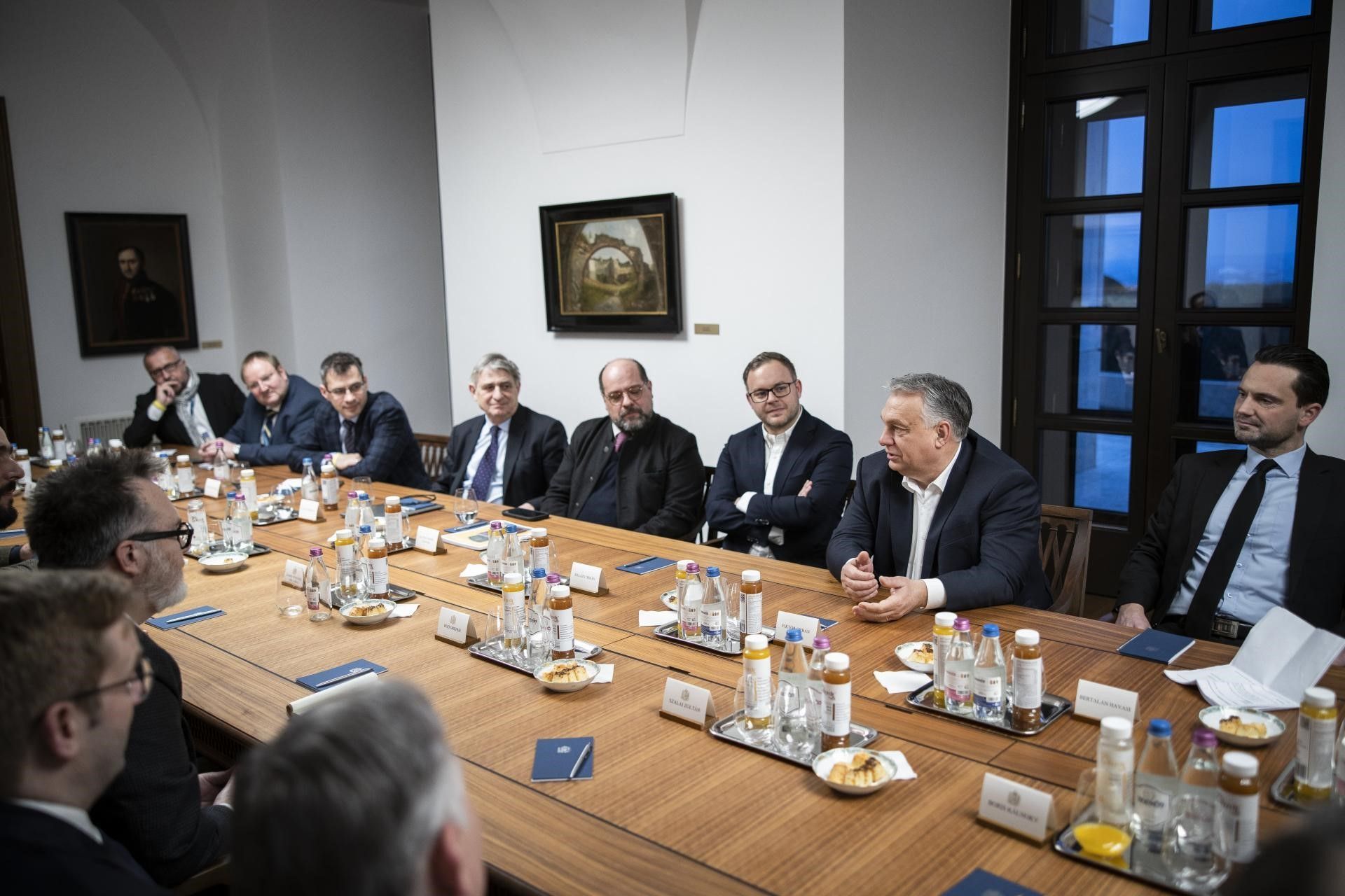 Az Orbán Balázs-féle MCC egyik lapja kereszténységellenes irányt képviselt a konzervatív alapító szerint