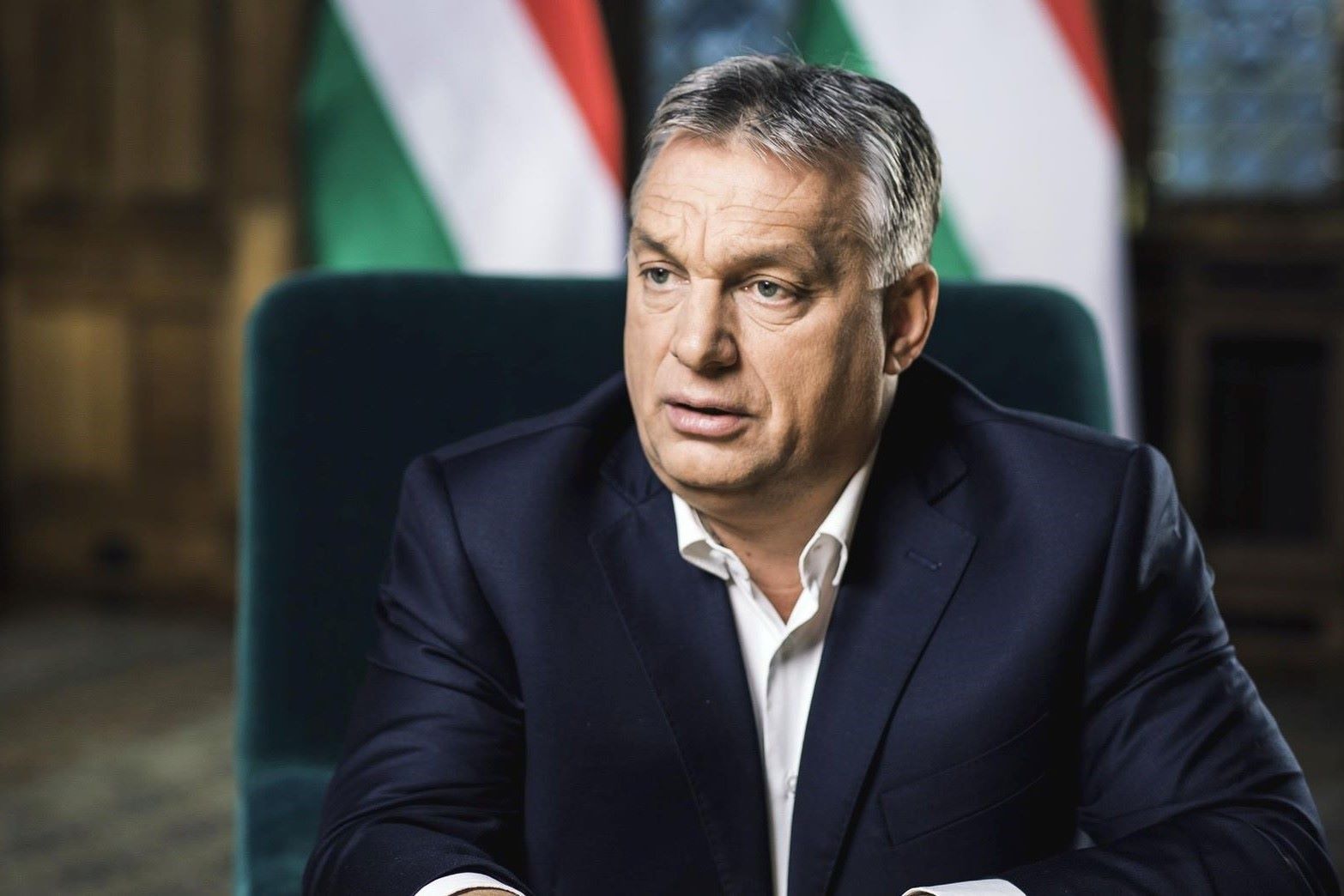 Politico: a populista Orbán erőt merítene Babis és Nowicki diadalából