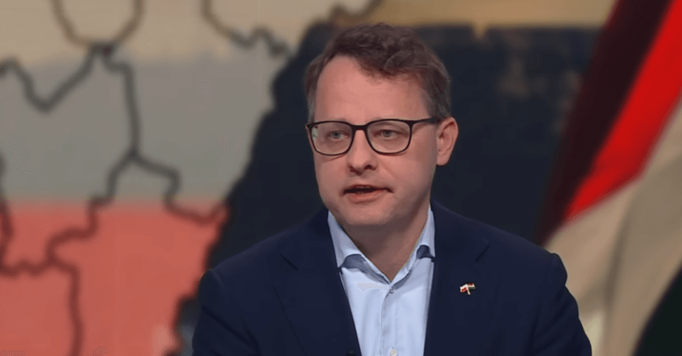  Romanowski követte hivatali főnökét, és ő is Amerikában keresett menedéket 