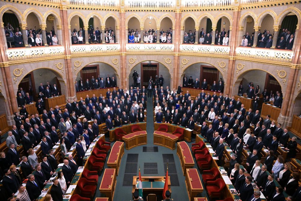 Nagyobb mozgásteret kapnak az újságírók a Parlamentben
