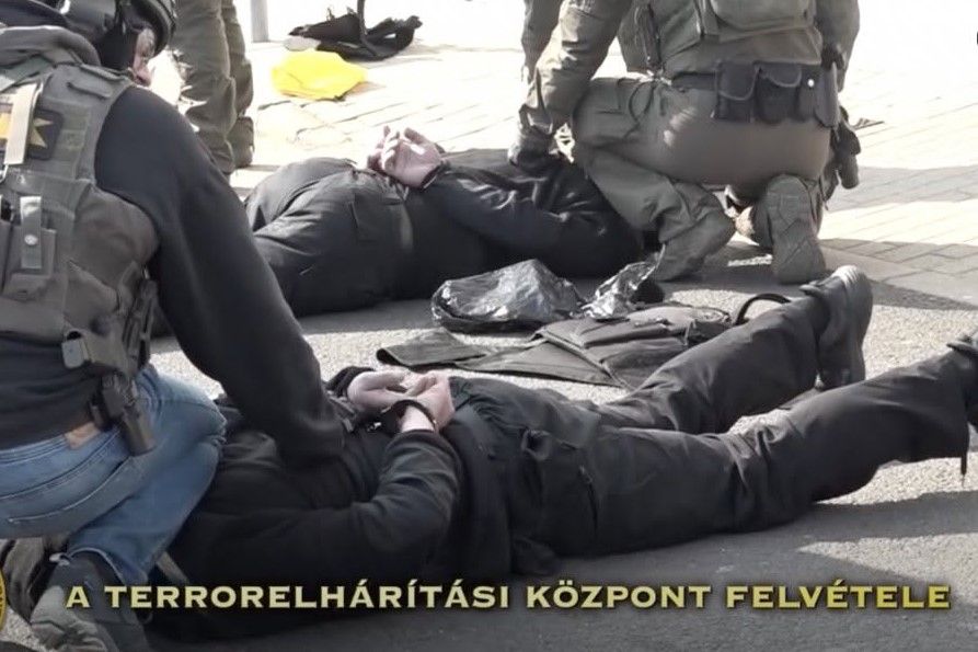 Elsodorhatja a legfőbb ügyészt az ukrán pénzszállító ügye 
