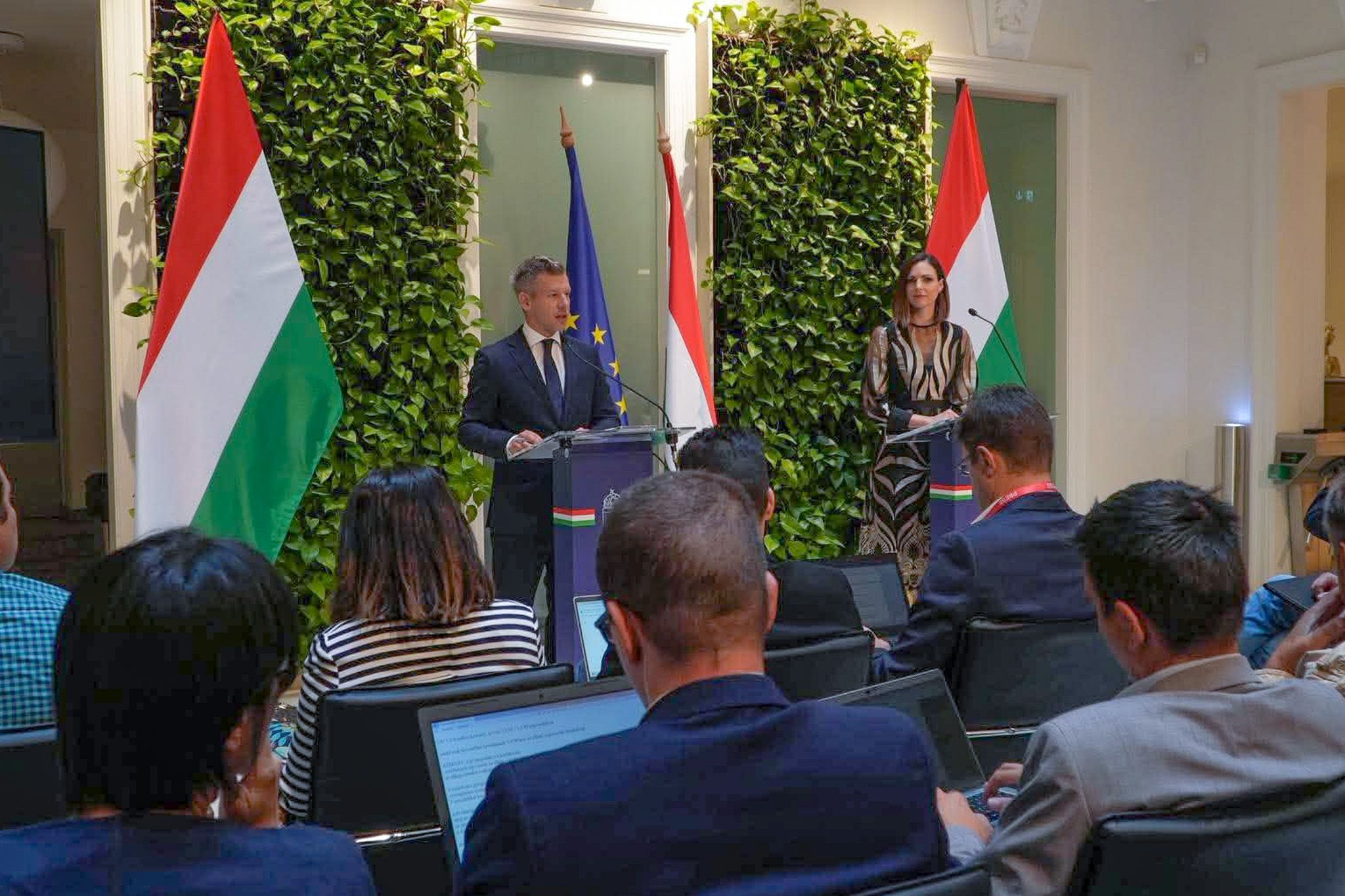 Áfamentes gyógyszerek, fizetési plafon az állami cégeknél és húsz évre visszamenő vagyonvizsgálatok jönnek