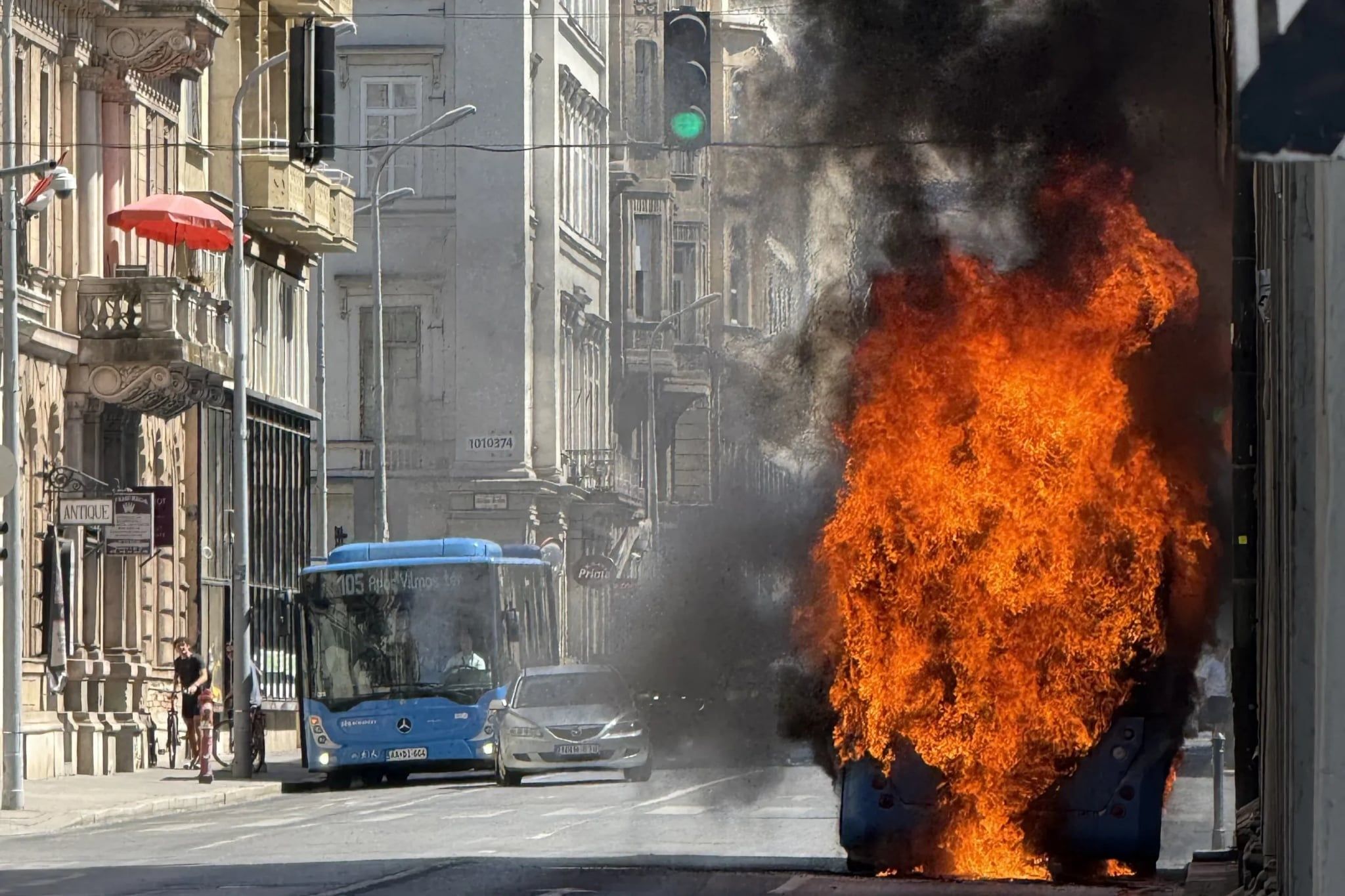 A fővárosi buszok után a politikai vita is fellángolt a... Kép