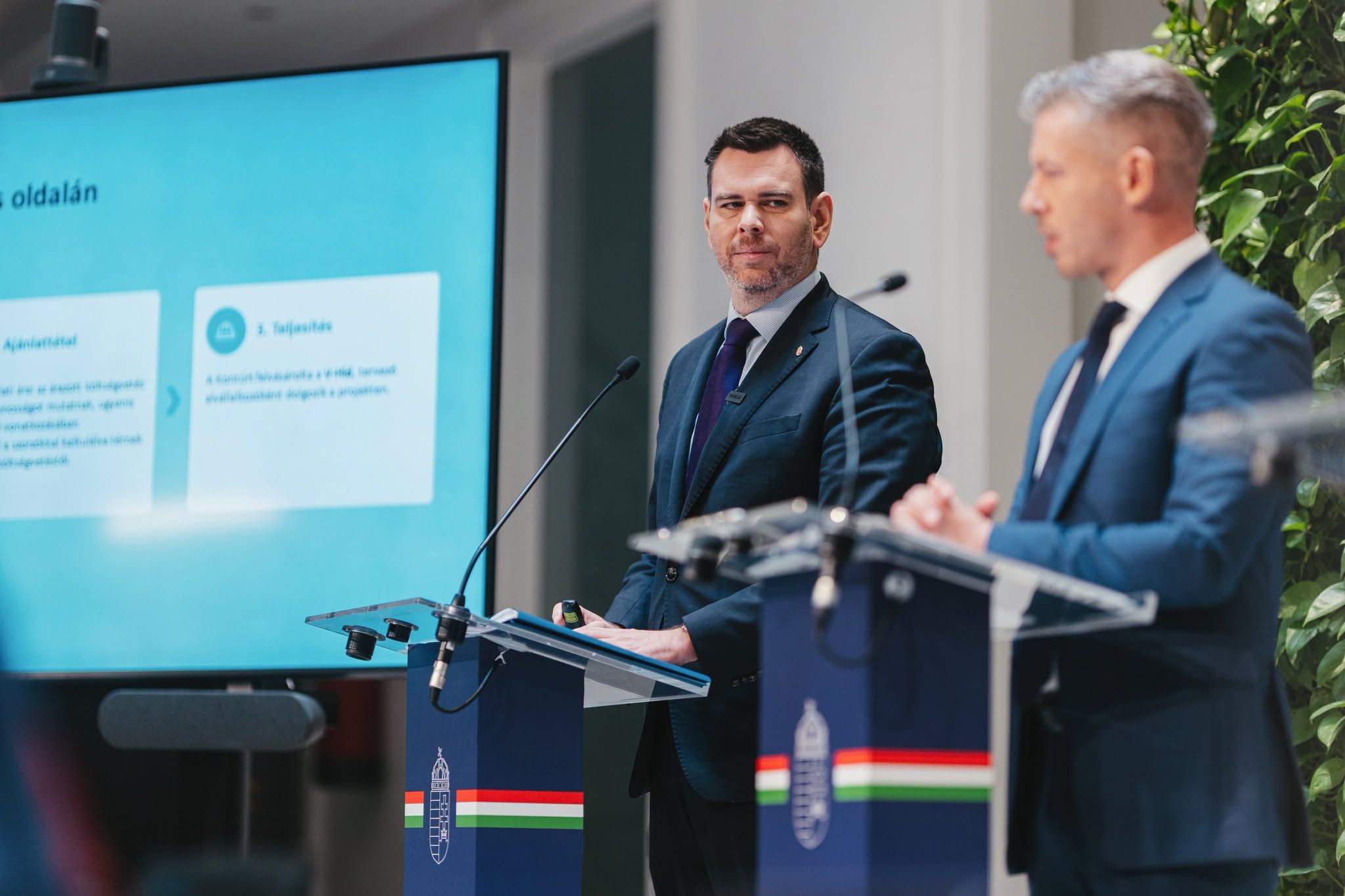 Leállítják a Déli Körvasút építését, kizárják Mészáros V-Hídját az összes folyamatban levő magyarországi vasútépítésből