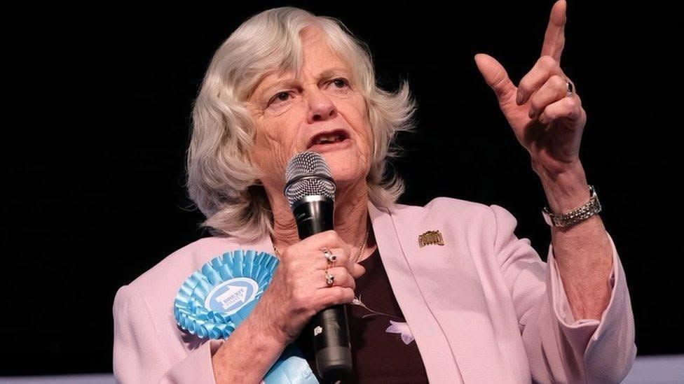 Meghalt Ann Widdecombe, korábbi brit miniszter