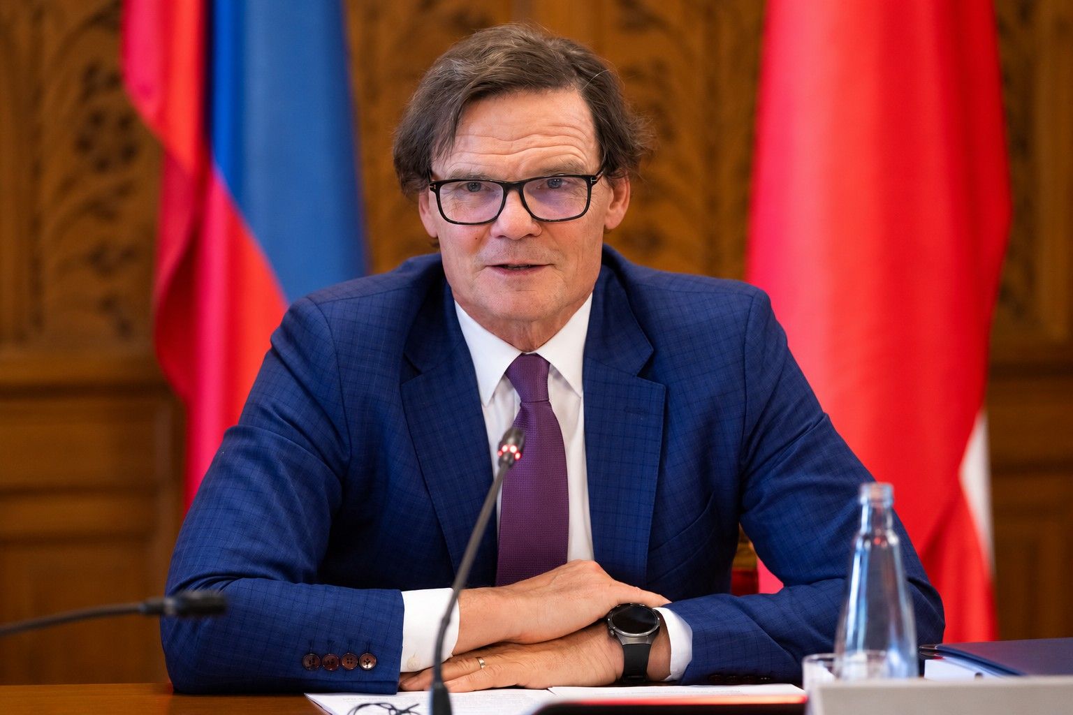 Papír van róla: Bánki Erik a Hungast tulajdonosának is kijárt egy diplomata-útlevelet