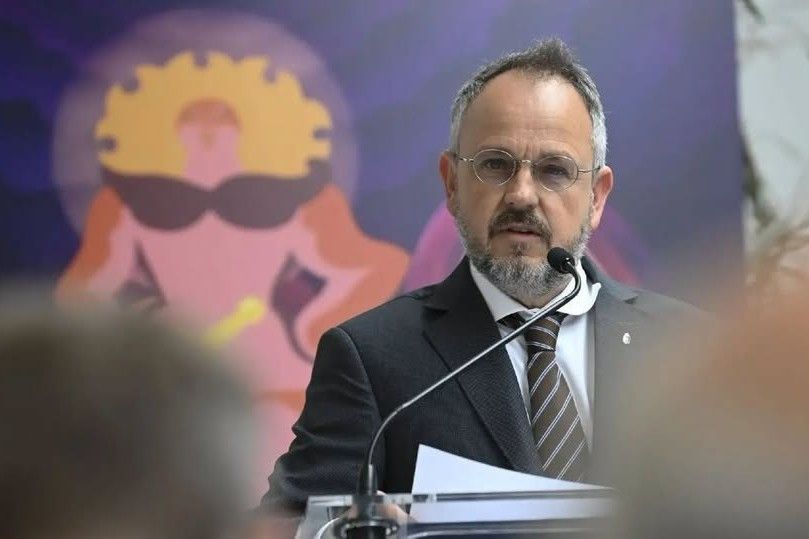 Meggyanúsították az óbudai korrupciós ügyben is Bús Balázst:150 millió forintot kaphatott 