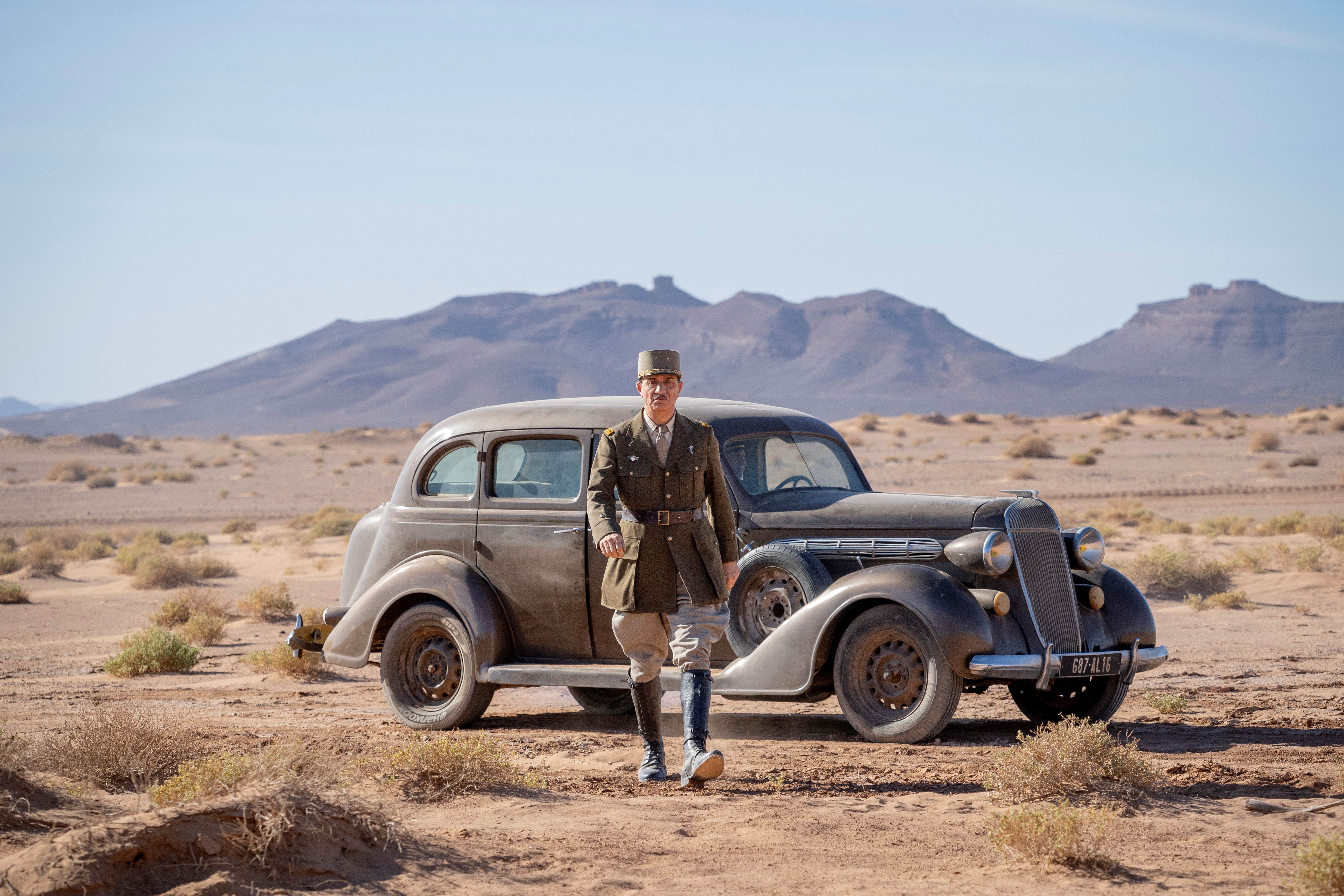 A halálraítélt bajszos tábornok Londonból öntötte a lelket honfitársaiba: De Gaulle – Az ellenállás hajnala