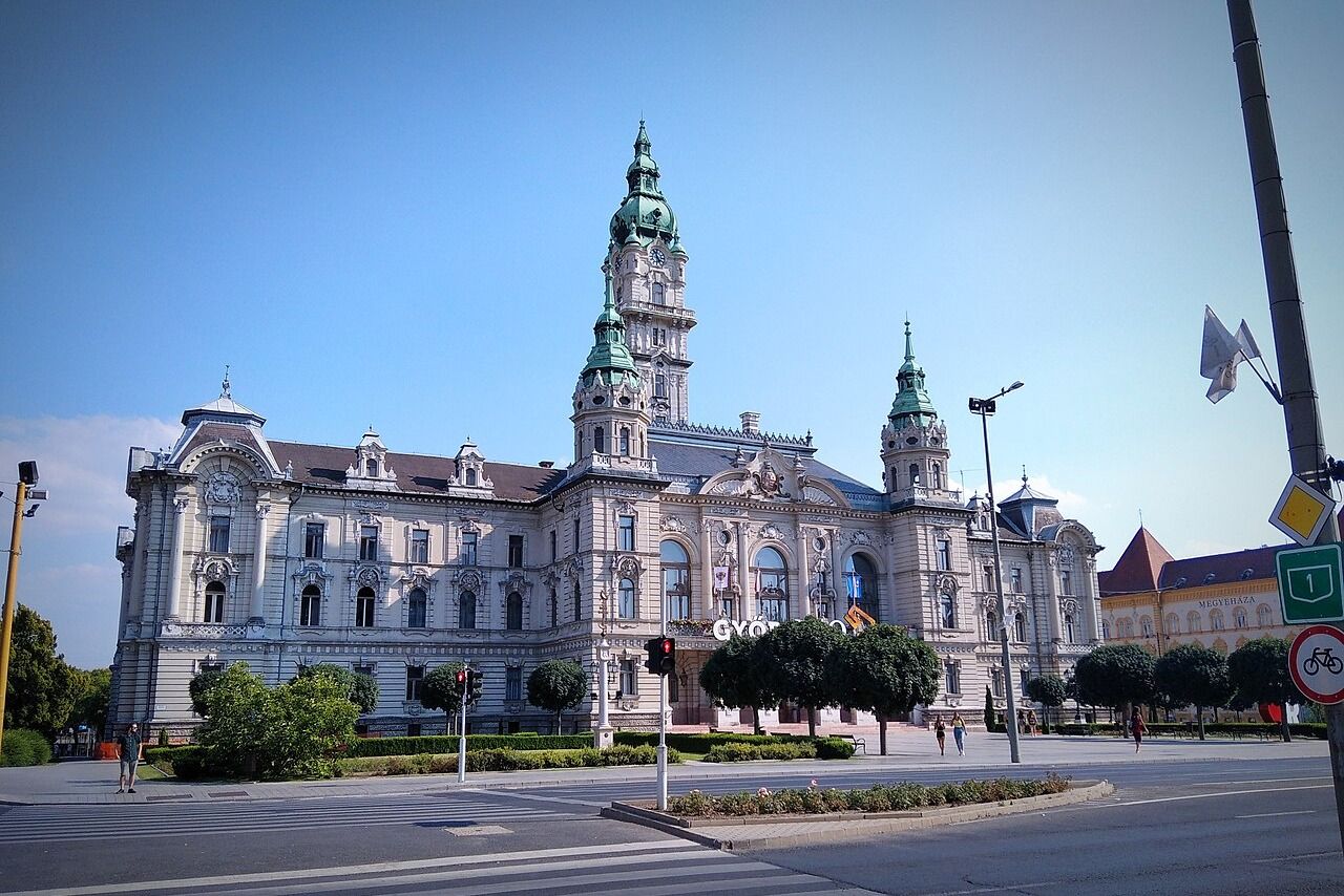 Szakadt a győri Fidesz frakció, de a belőle alakult Csak Győr sem támogatja a független polgármestert