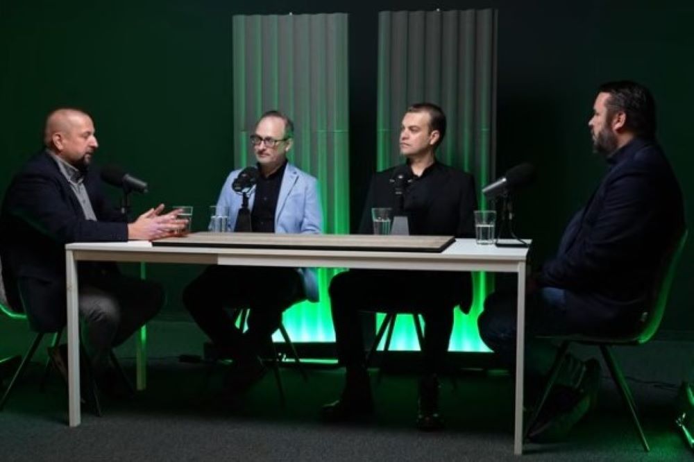 Szabadsajtó Klub: Sikerülhet a fideszes fejátültetés?