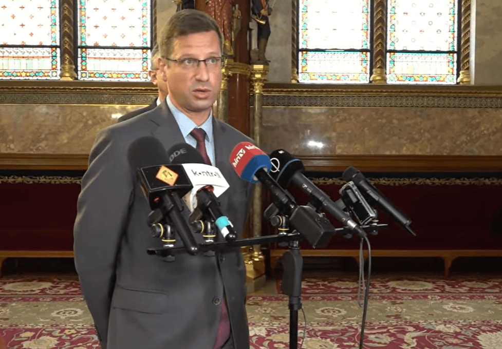 A jogállamiságért aggódik a Fidesz, újabb tüntetést szerveznek