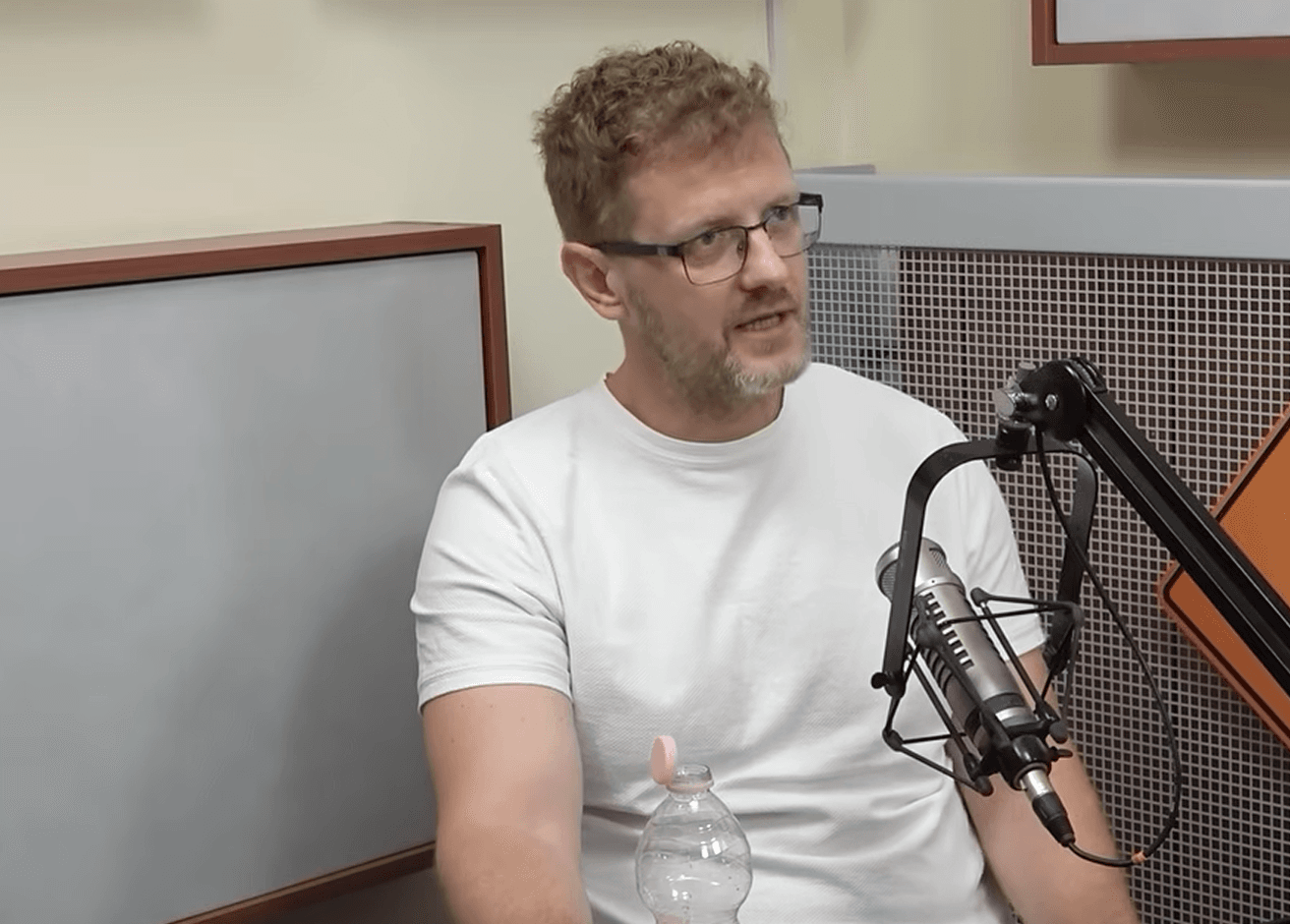 „Keresztényként szégyellem magam” – Hodász András a hit nevében elkövetett politikai akcióról