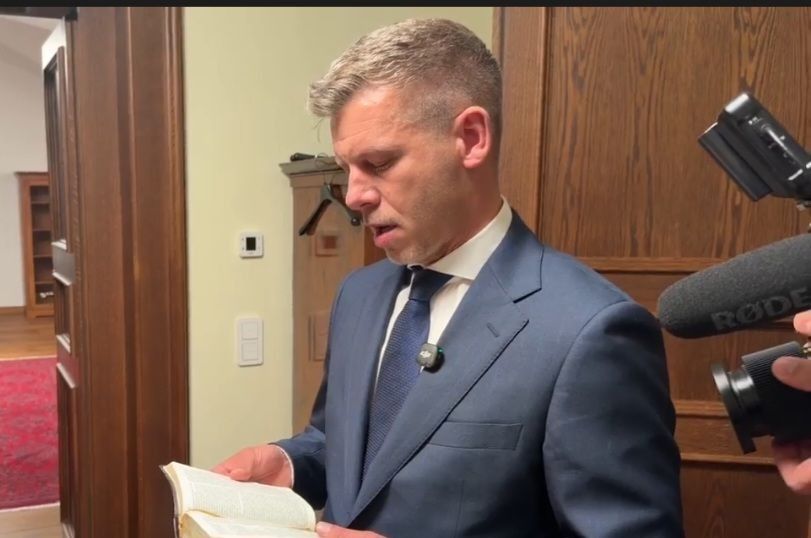 Magyar leokézta Orbán felajánlását, a Kúria elnökének pedig tárlatvezetést javasolt záróakkordként