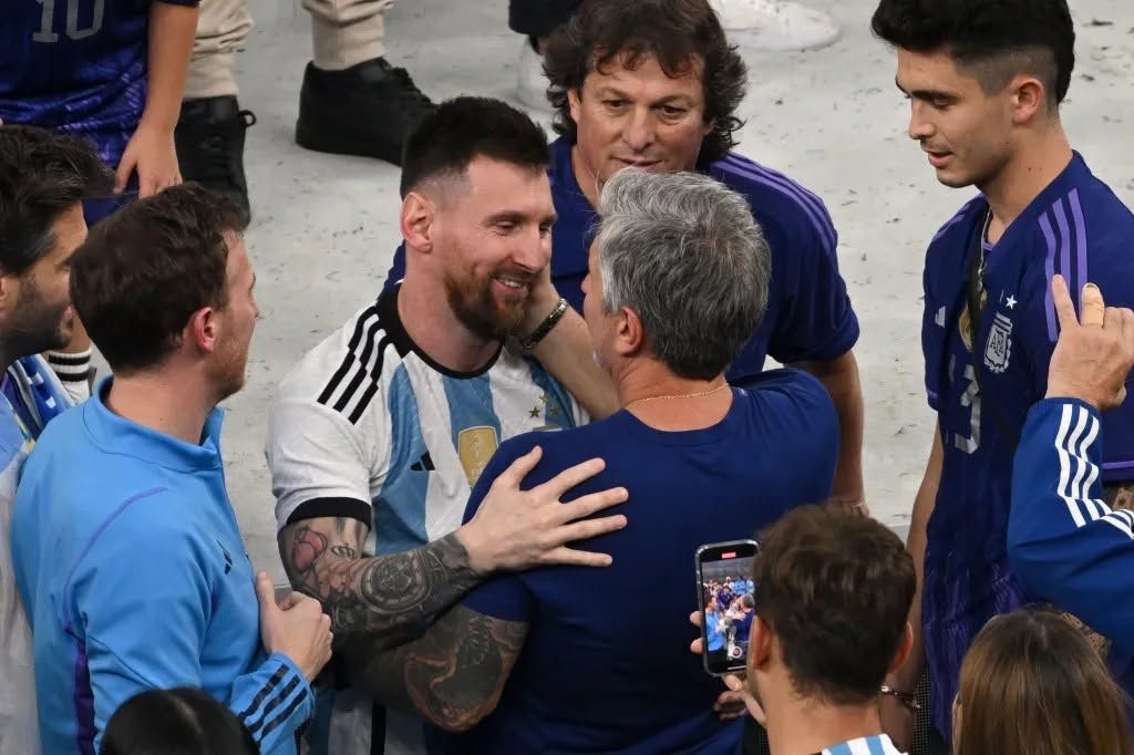 Egy argentin műsorvezetőnek az állásába került Messi apja halálhírének keltése