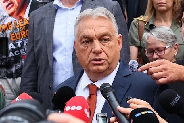 Személyes hangvételű dokumentumfilm készült Orbán Viktor rendszerének leáldozásáról