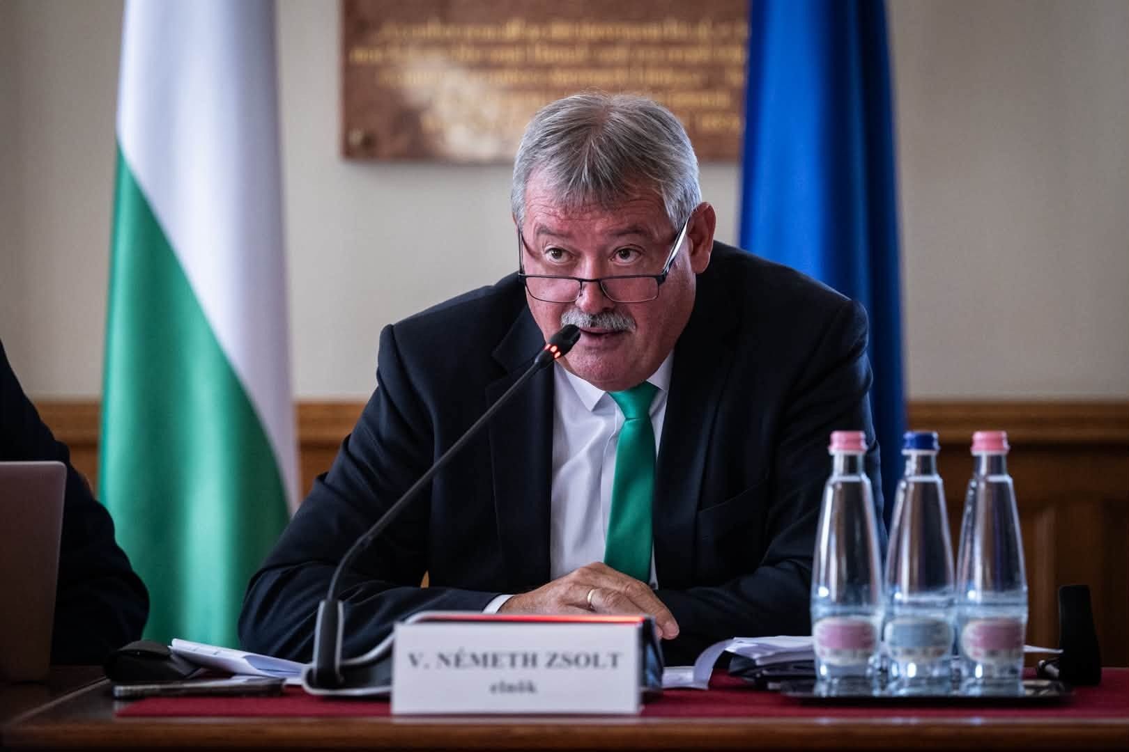 Egymilliárdos közpénzeső hullott a fideszes képviselőhöz köthető vasvári népfőiskolára