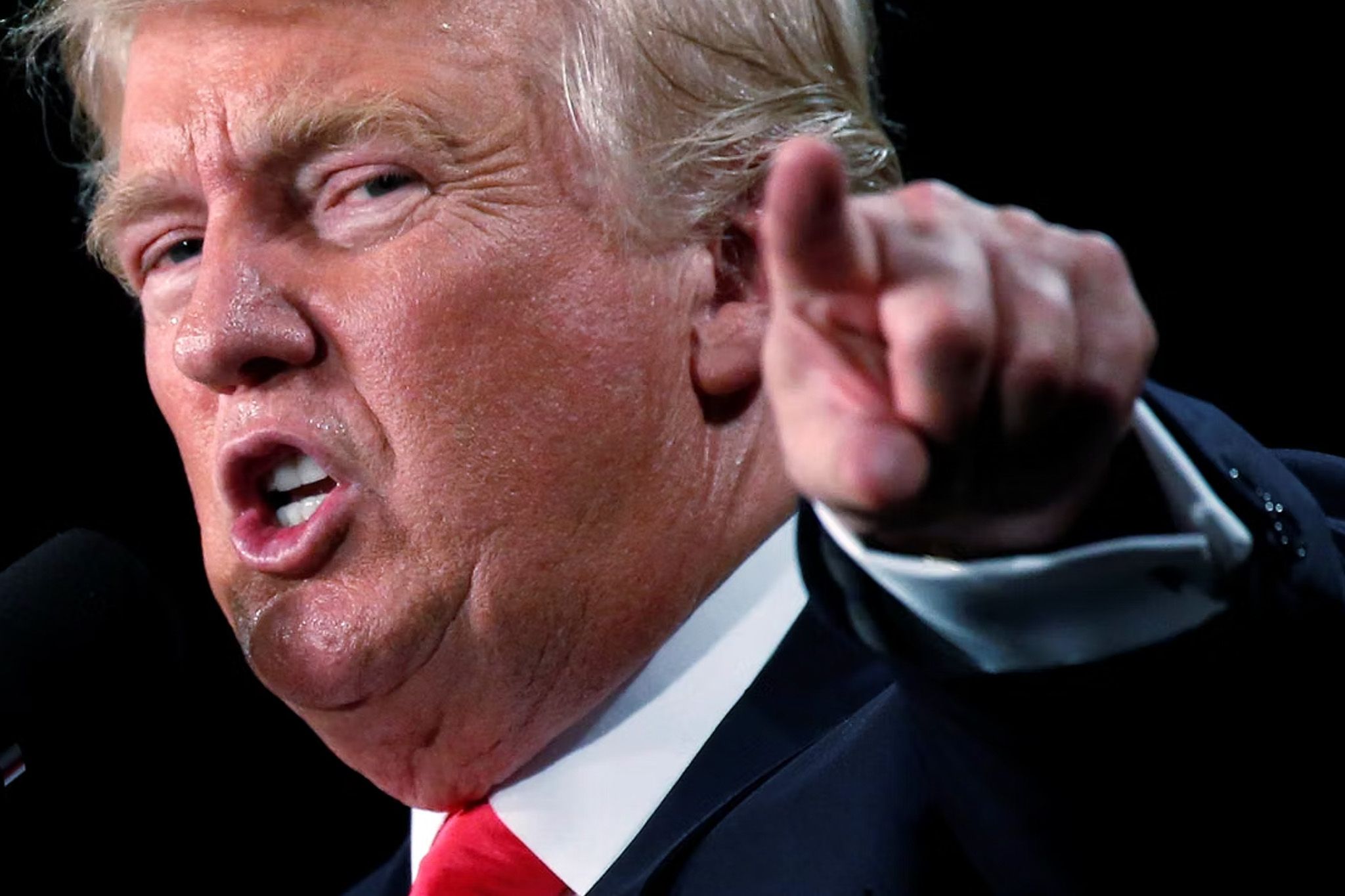 Trump ismét Iránt bombázza, de győzelmi terve továbbra sincs