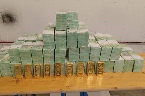 Vallottak az aranykonvoj ügyben érintett ukrán pénzszállítók