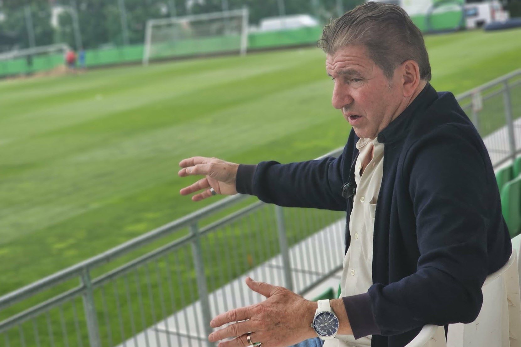 Esterházy Márton: A szovjetek elleni meccs előtt valamit beletettek az ételünkbe 