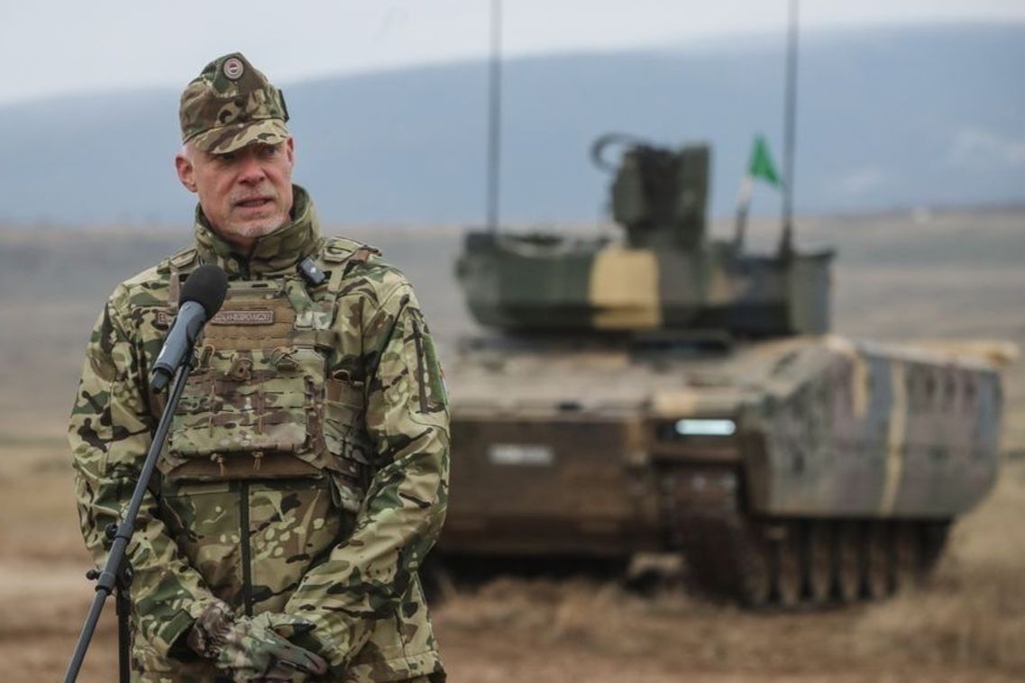 „Szakítsunk a békementalitással” – mondta két éve a honvédelmi miniszter