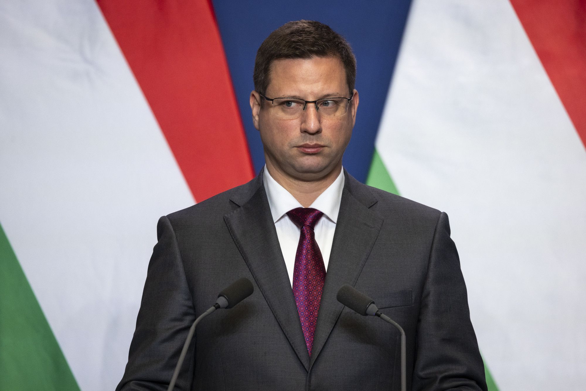 Gulyás Gergely szerint Magyar Péter „alkotmánysértő kísérletet” folytat a Kúria ügyében