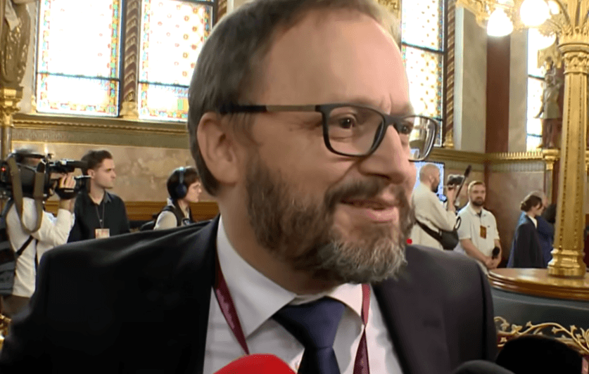 Kármán András hosszan részletezte a brüsszeli látogatás eredményeit