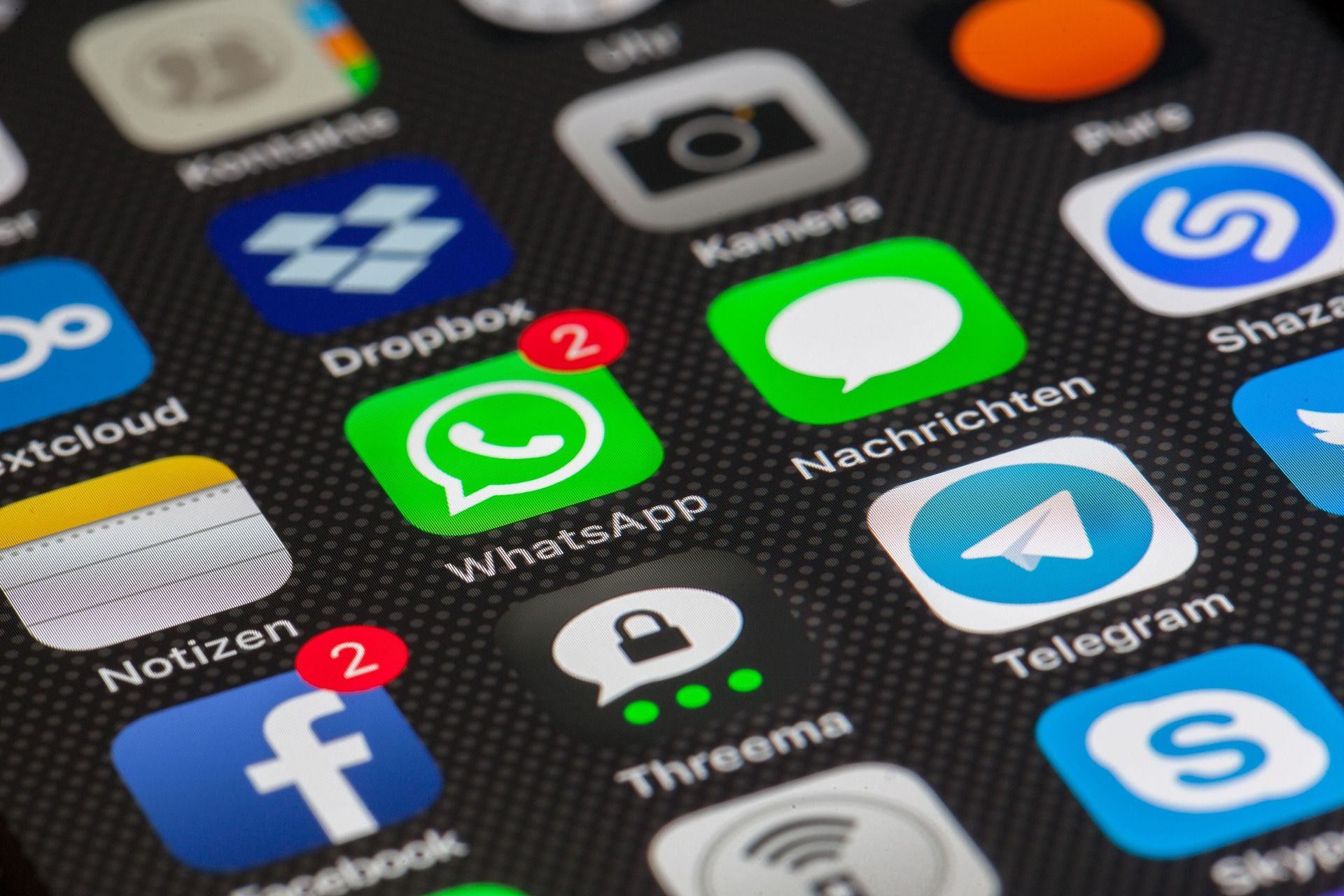 Annyira addiktív az Instagram és a Facebook kialakítása, hogy az Európai Bizottság szerint is uniós jogot sértenek 