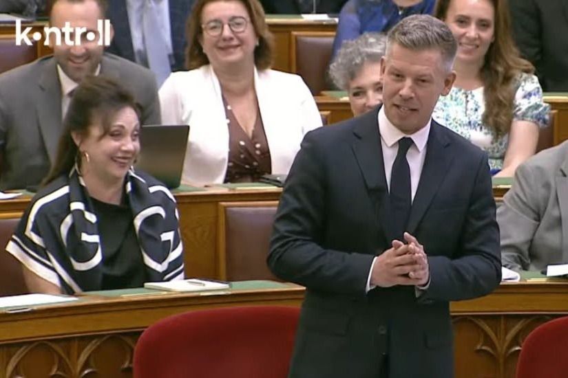 Országgyűlés ülése: éles szócsaták, vitatott törvények és a V4-ek jövője a parlamentben