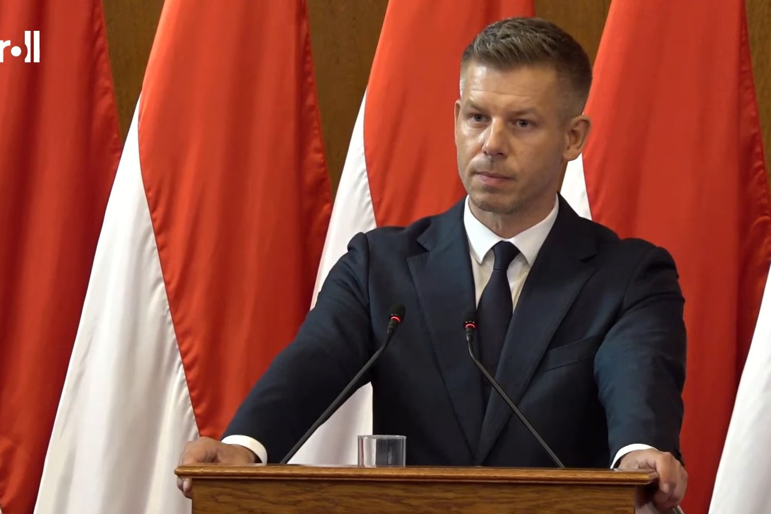 Magyar Péter Ausztriának üzent: a paksi fenékküszöb helyett az azbeszt miatt aggódjanak