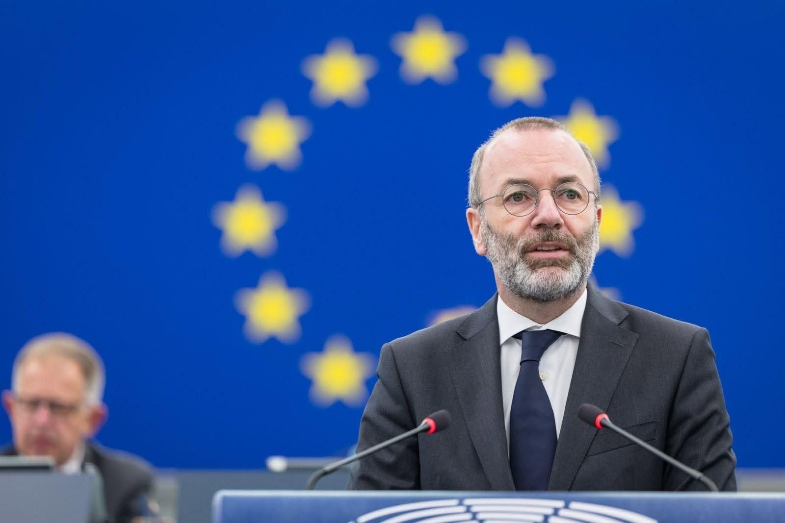 Weber: Európának visszaküldési központokat kell létrehoznia Afrikában