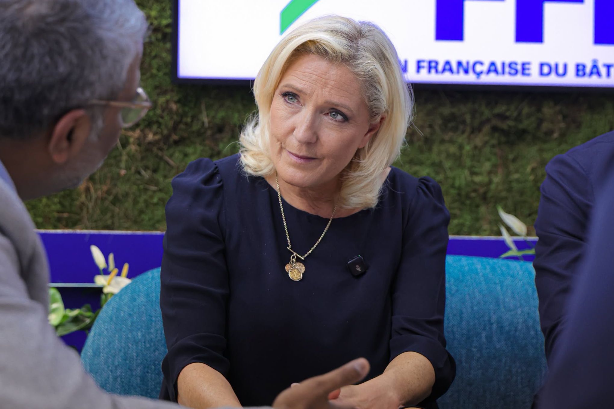 A zavargások jelentősen nem befolyásolják a francia elnökválasztási kampányt egy közvélemény-kutatás szerint