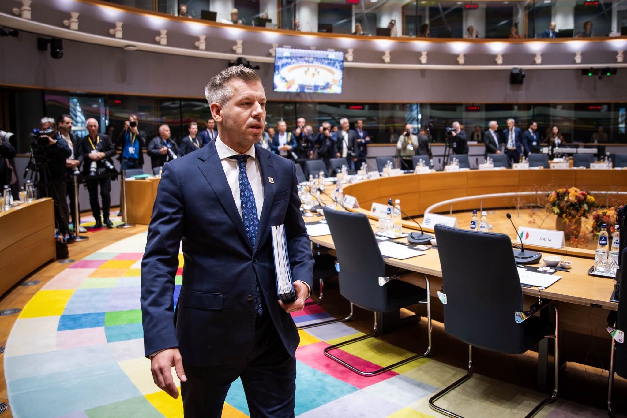 Magyar Péter az elszámoltatásról, a migrációról és a vagyonadóról is beszélt az AP-nek
