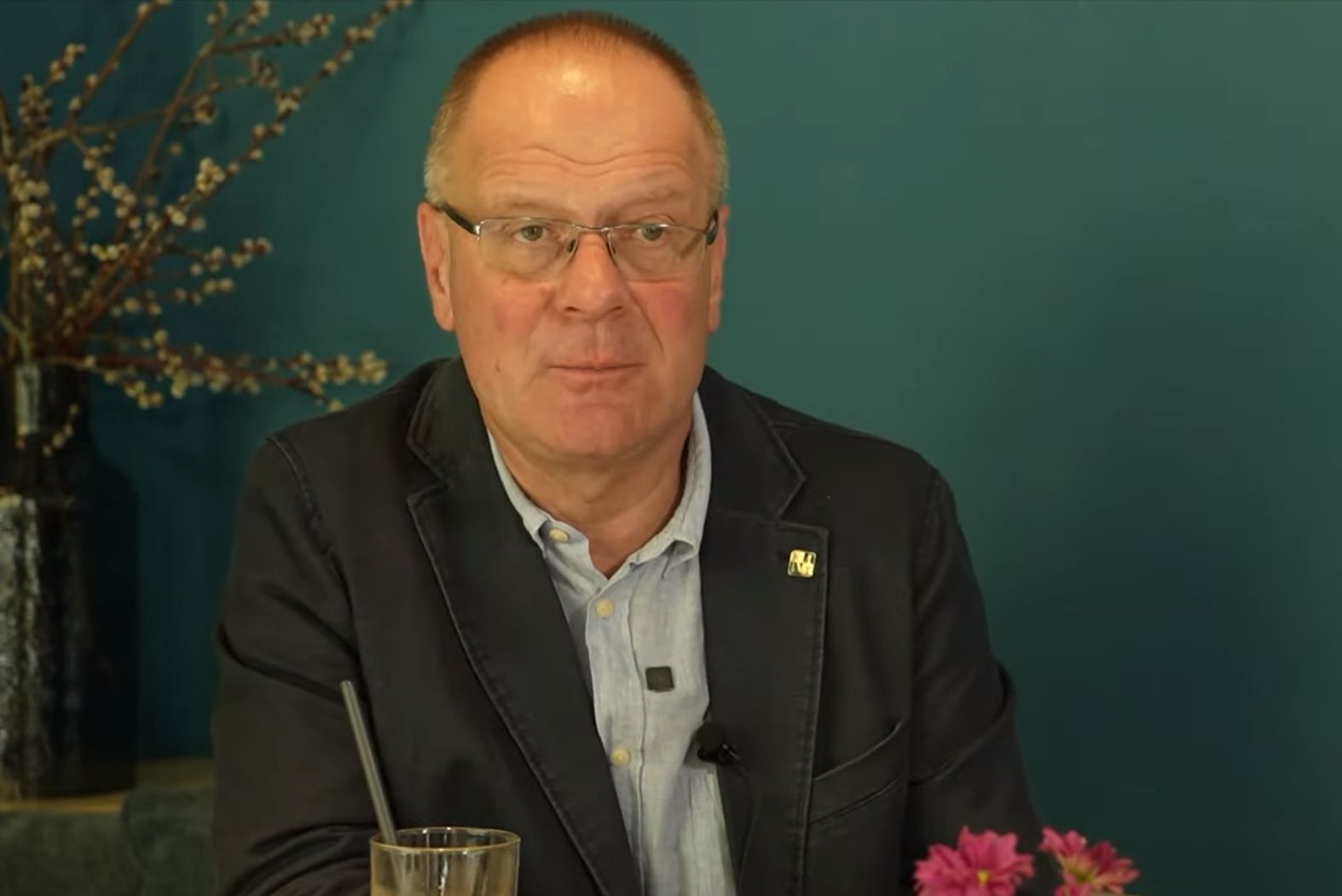 Tagadta Navracsics Tibor, hogy direkt a romák ellen alkotta meg a Fidesz az önazonossági törvényt