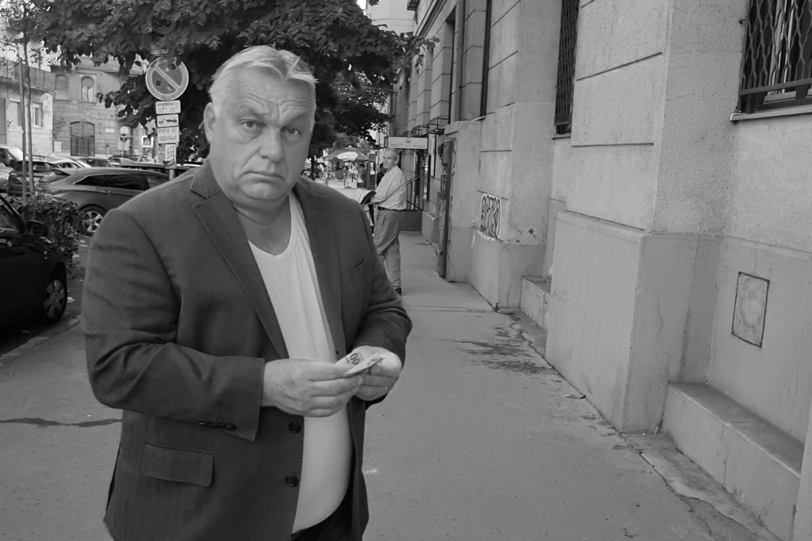 Az ember, aki ott se volt – miért van mindig külföldön Orbán Viktor a fontos pillanatokban?