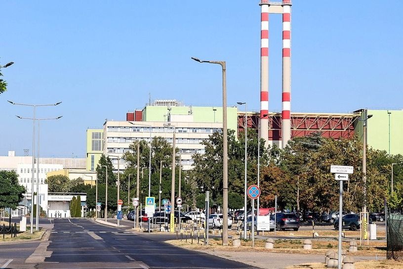 Magyar Péter: Hétfőtől jöhet a kritikus időszak, hetekig állhat a Paksi Atomerőmű