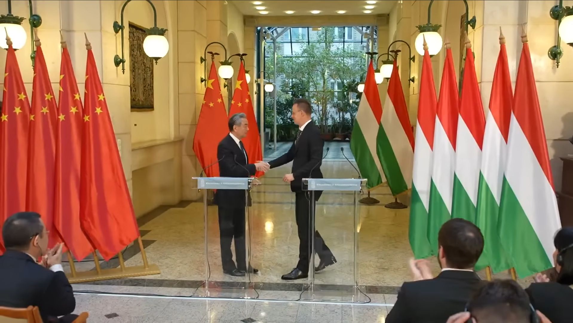szijjártó péter youtube külügyi sajtótájékoztató.jpg