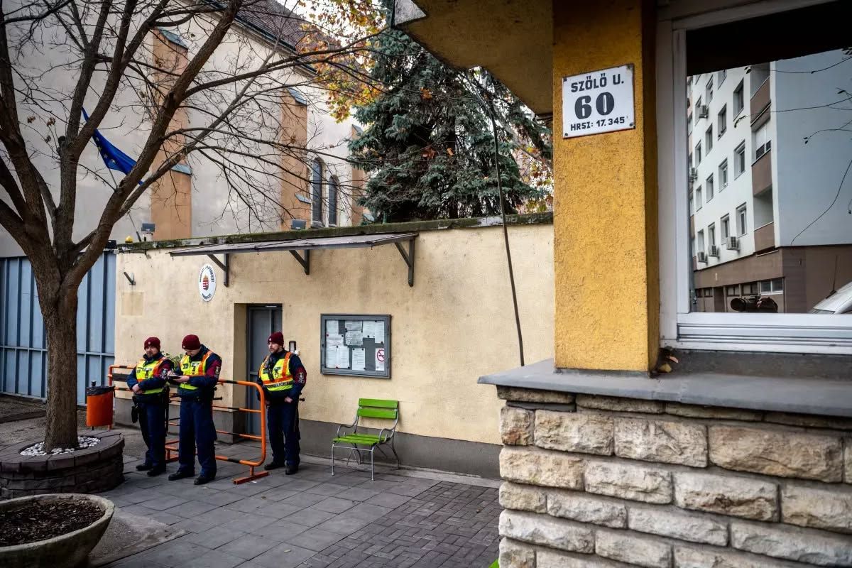 Kollégáira vallott, és beismerő vallomást tett a Szőlő utcai javítóintézet egykori brutális rendészeti vezetője