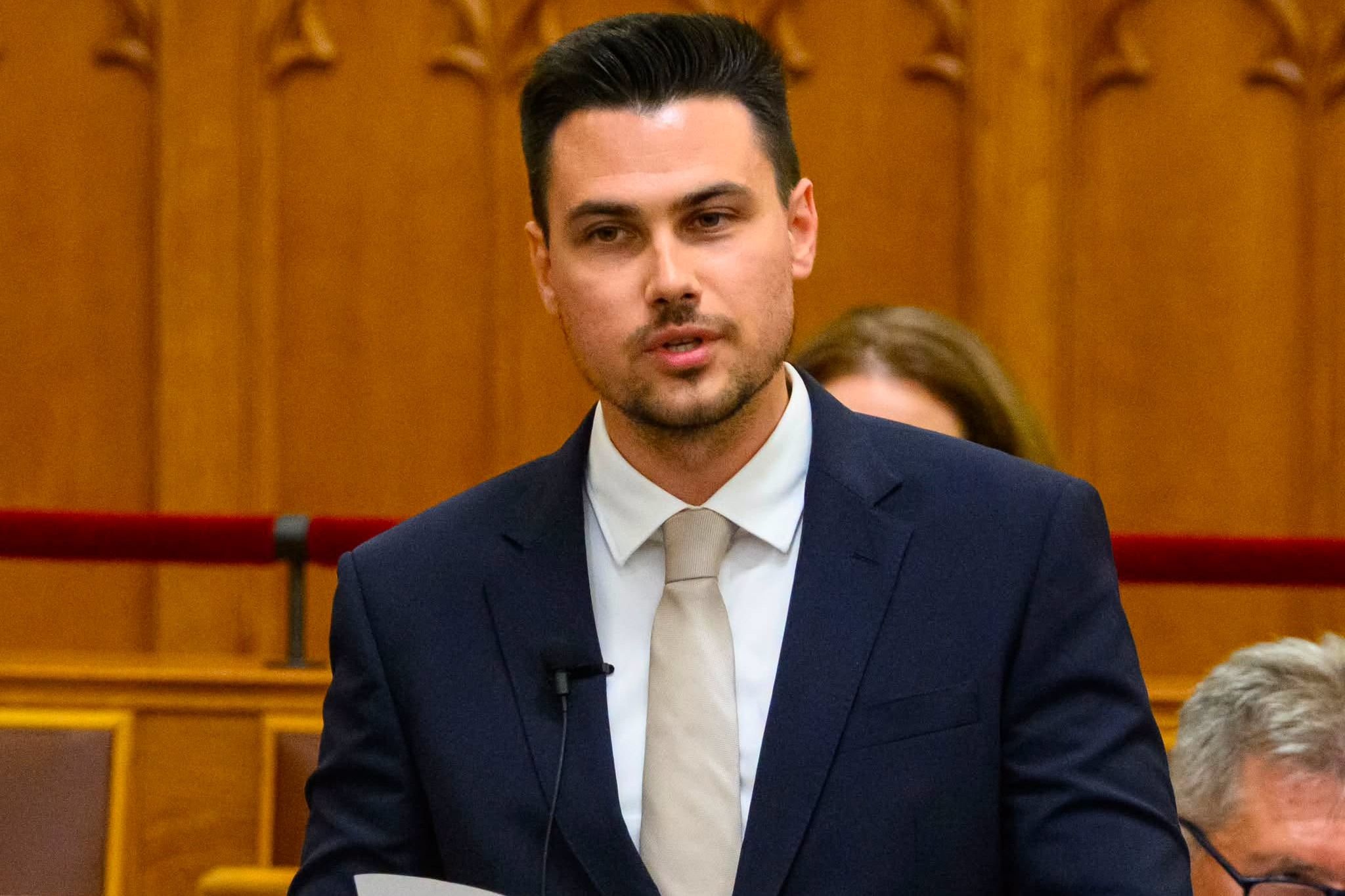 Volt időszak, amikor egyszerre öt állása is volt az exmegafonos Szűcs Gábornak