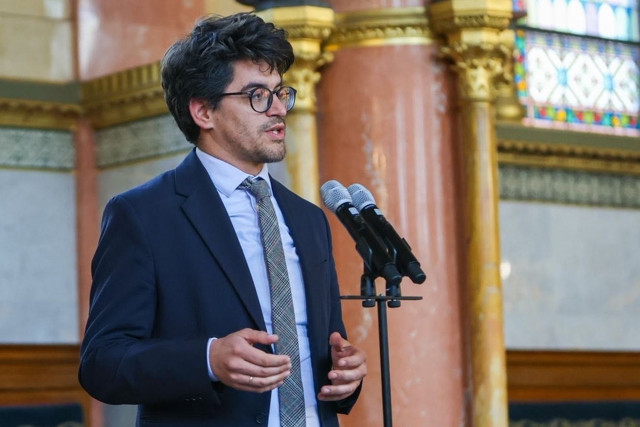 Velkey György László: Szijjártó minisztersége alatt visszaélhettek a honosításokkal és a diplomata-útlevelekkel