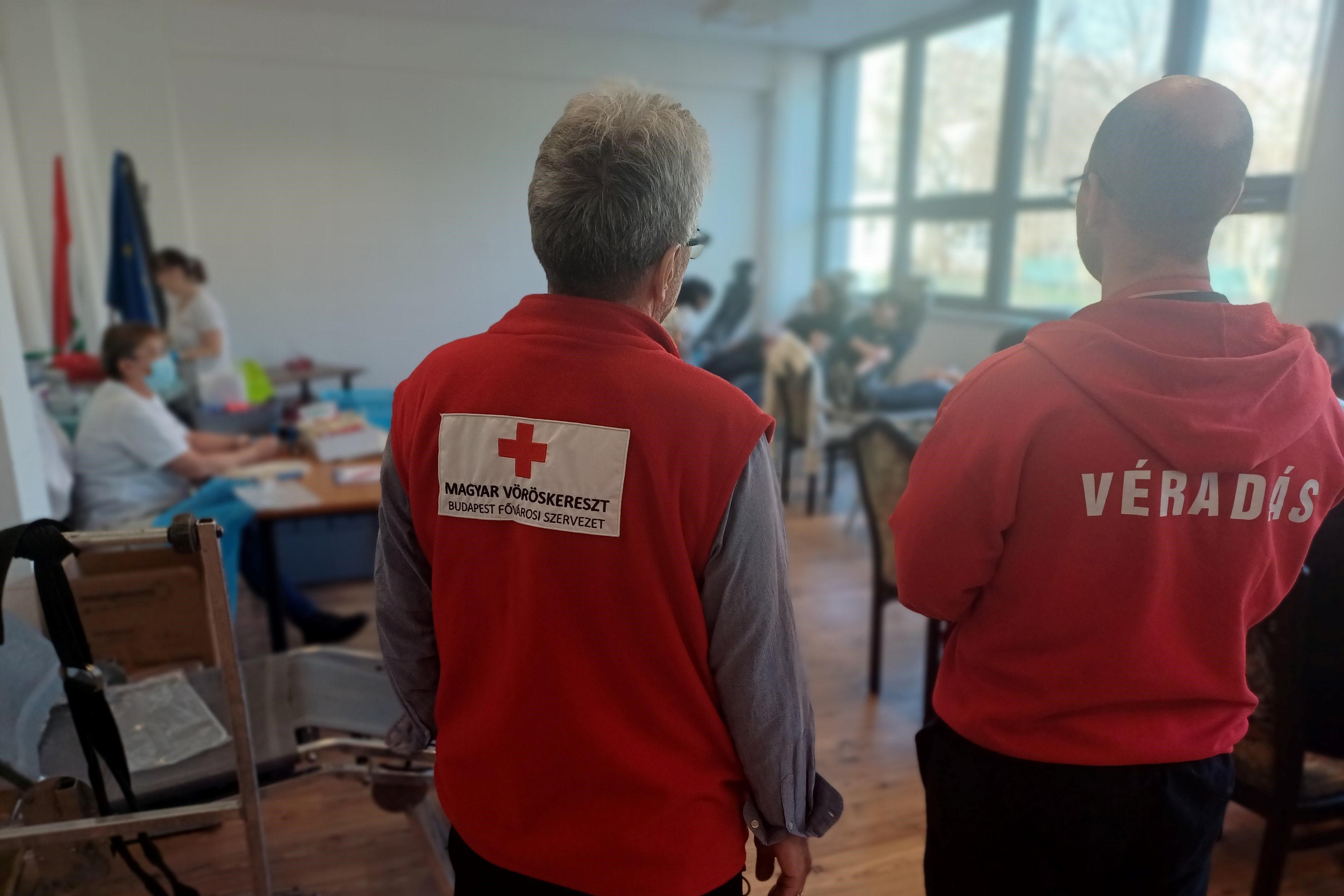Összeomolhat a vérellátás, ismét napirenden a kegyelmi botrány - A Kontroll legjobb cikkei
