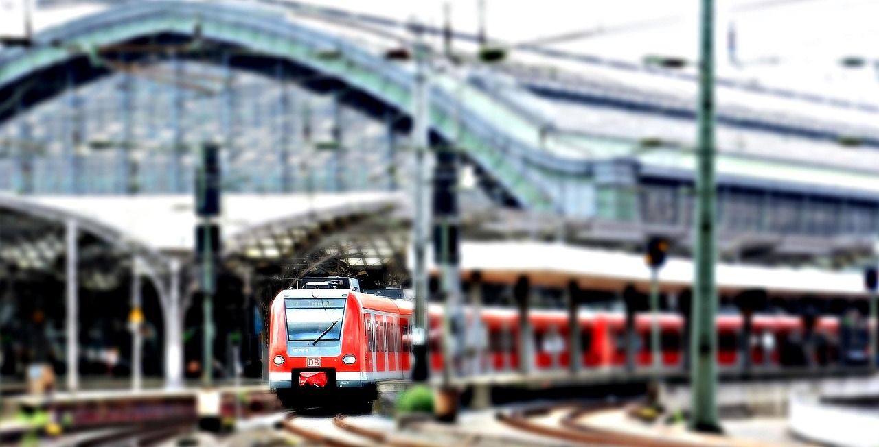 Budapest-Belgrád vasút: akkor indulhat el a szerelvény Ferencvárosból, ha az előző már átért Szerbiába